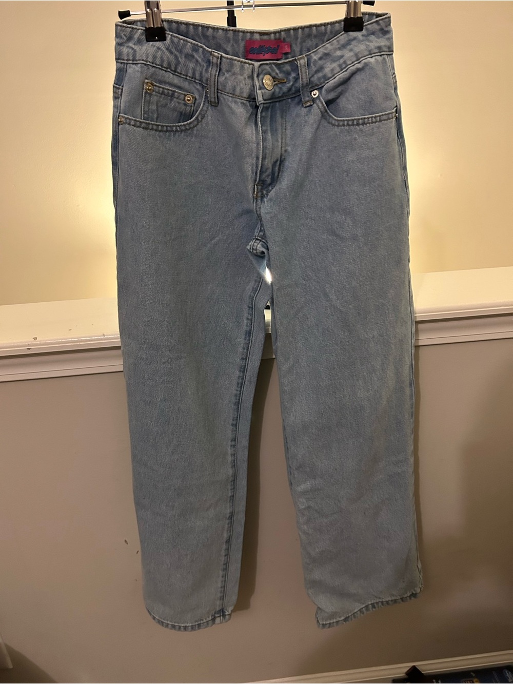 Edikted Light Wash wide leg Leg Jeans - Size XS waist 26 inches inseam 27 inches